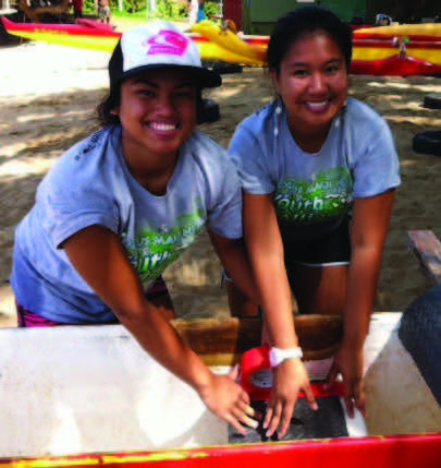 Canoe Paddling Linked with Hawaiian Culture