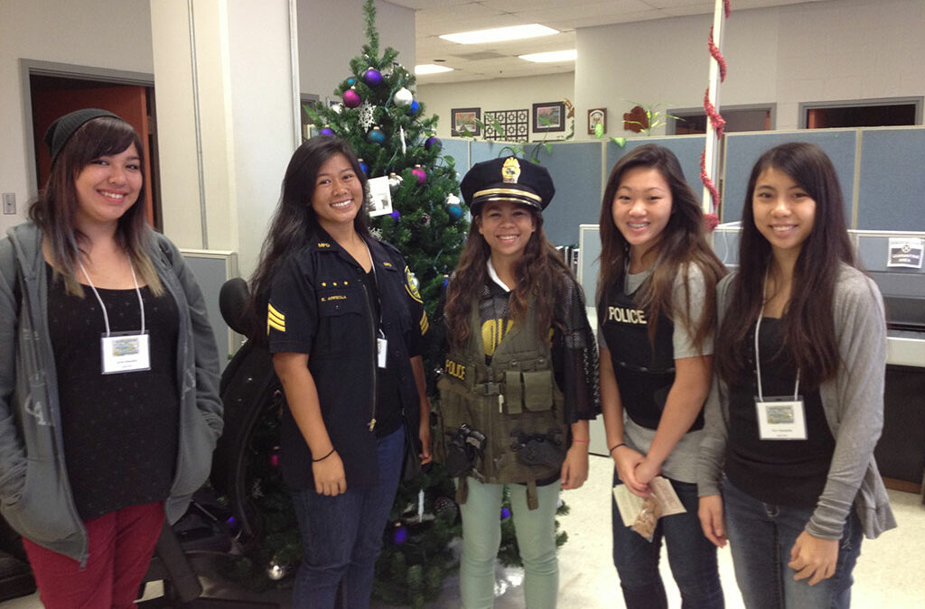 Youth Alliance tours Wailuku Police Station